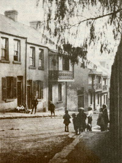 A Surry Hills Alleyway 1911